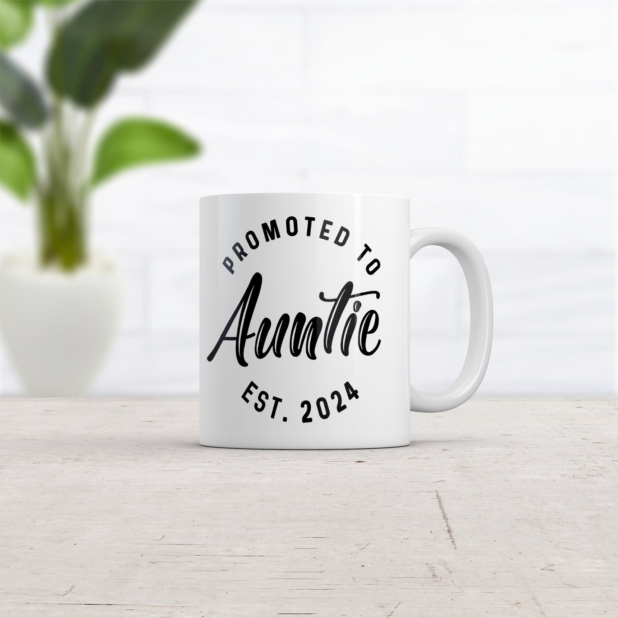 Funny White Promoted To Auntie 2024 Coffee Mug Nerdy Aunt Tee