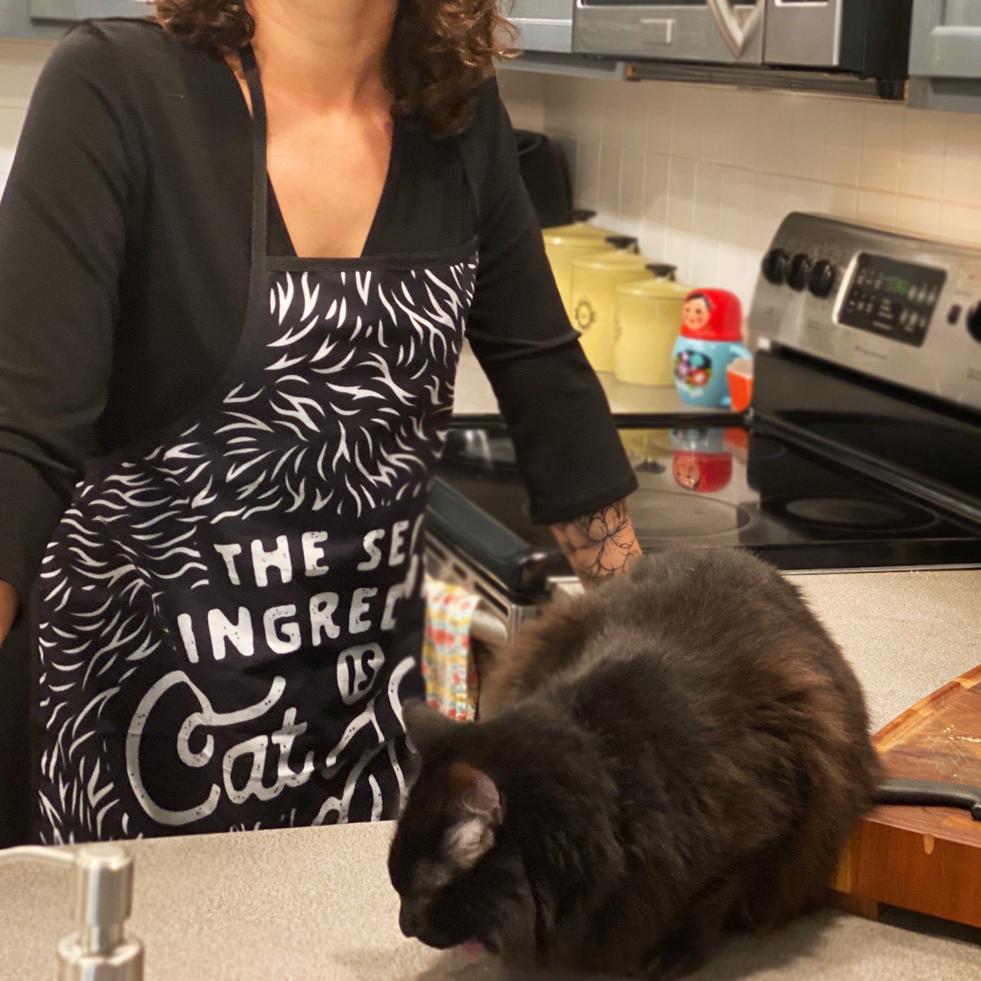 Funny Black The Secret Ingredient Is Cat Hair Oven Mitt + Apron Nerdy Cat Tee