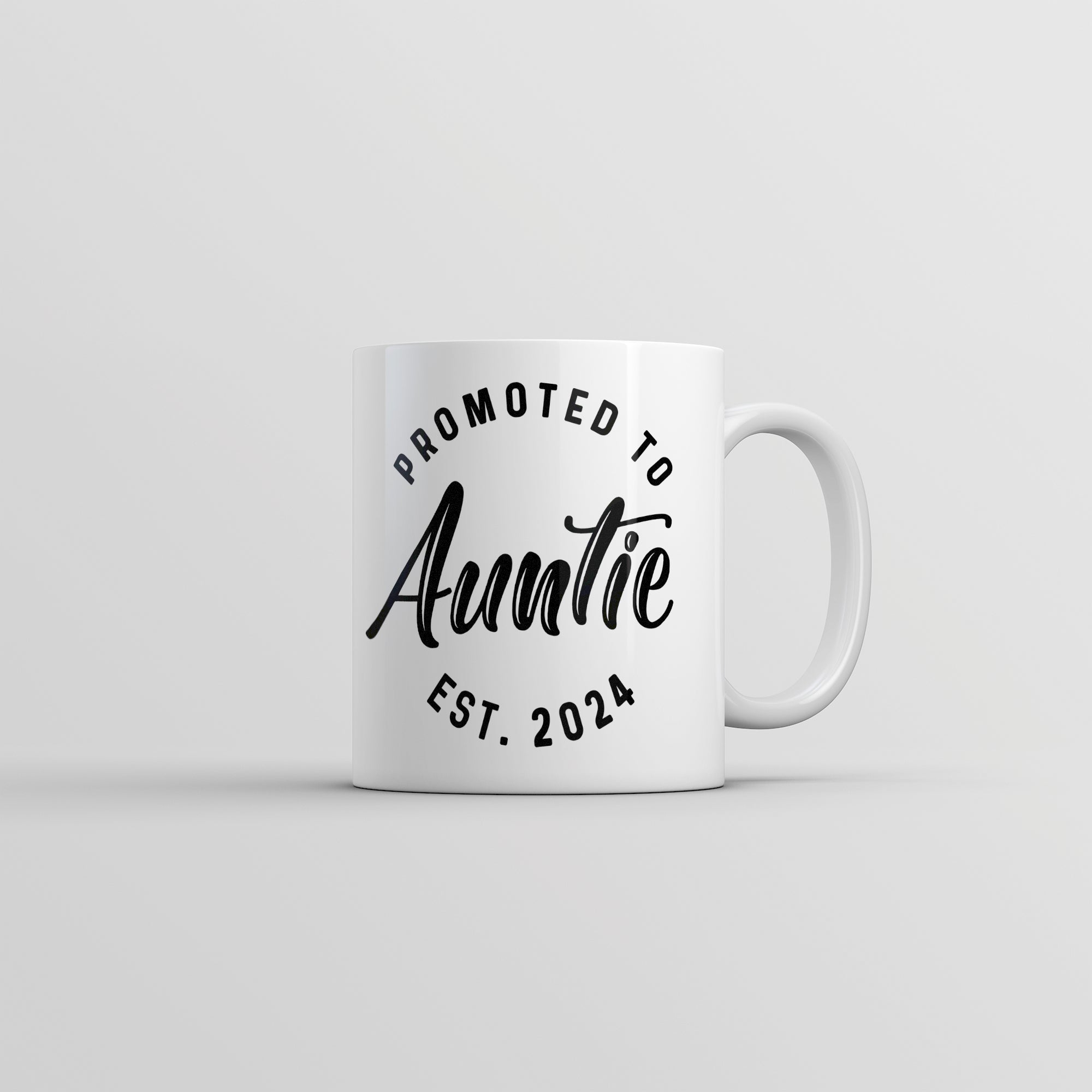 Funny White Promoted To Auntie 2024 Coffee Mug Nerdy Aunt Tee