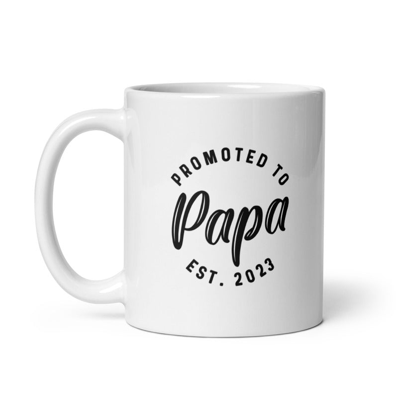 Funny White Promoted To Papa 2023 Coffee Mug Nerdy Father's Day Grandfather Tee