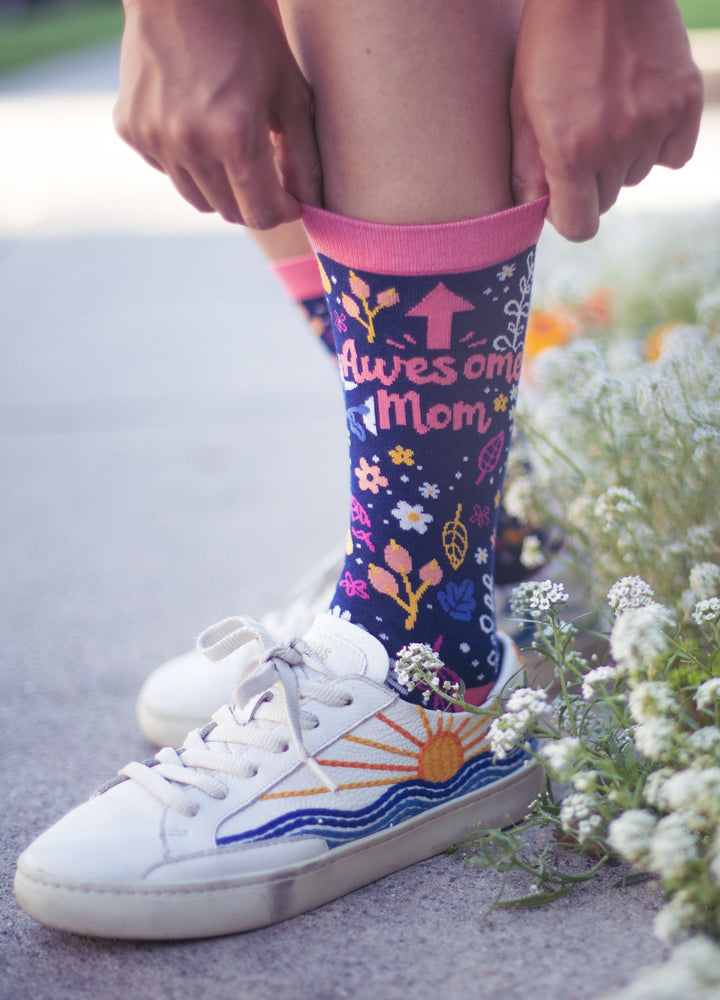 Womens Awesome Mom Socks