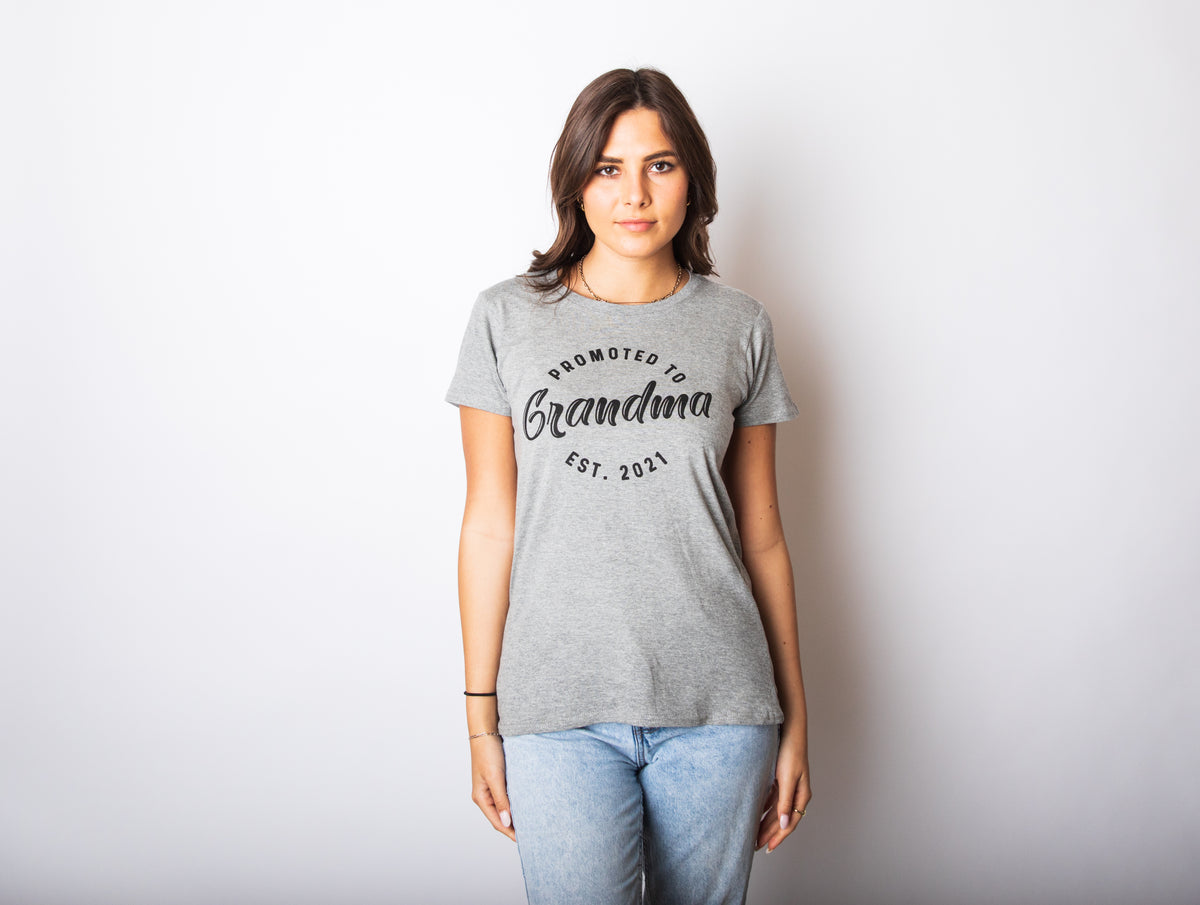 Promoted To Grandma 20XX Women&#39;s T Shirt