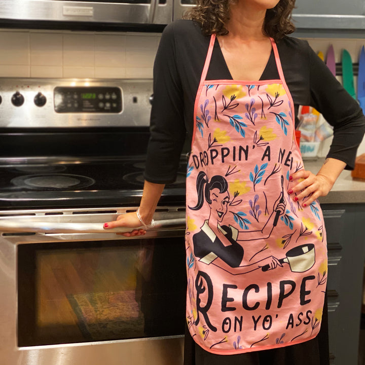 Droppin A New Recipe On Yo Ass Oven Mitt + Apron Bakeware