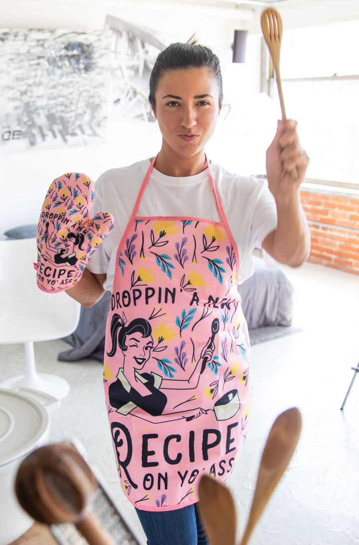 Droppin A New Recipe On Yo Ass Oven Mitt + Apron Bakeware