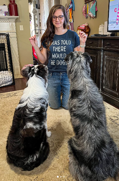 I Was Told There Would Be Dogs Women&#39;s T Shirt