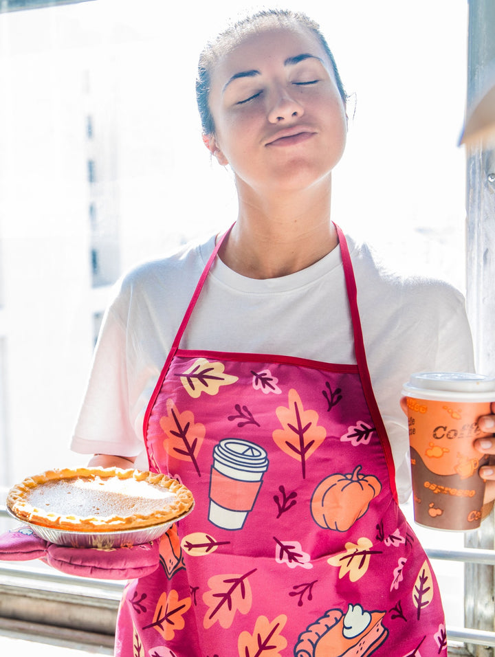 Pumpkin Spice Oven Mitt + Apron Bakeware
