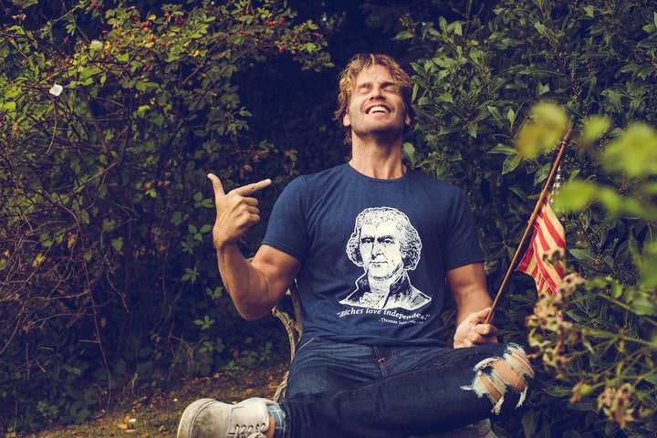 Bitches Love Independence Men's T Shirt