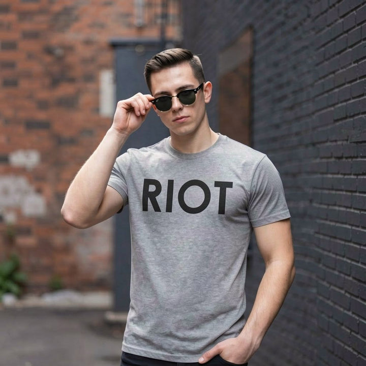RIOT Men's T Shirt