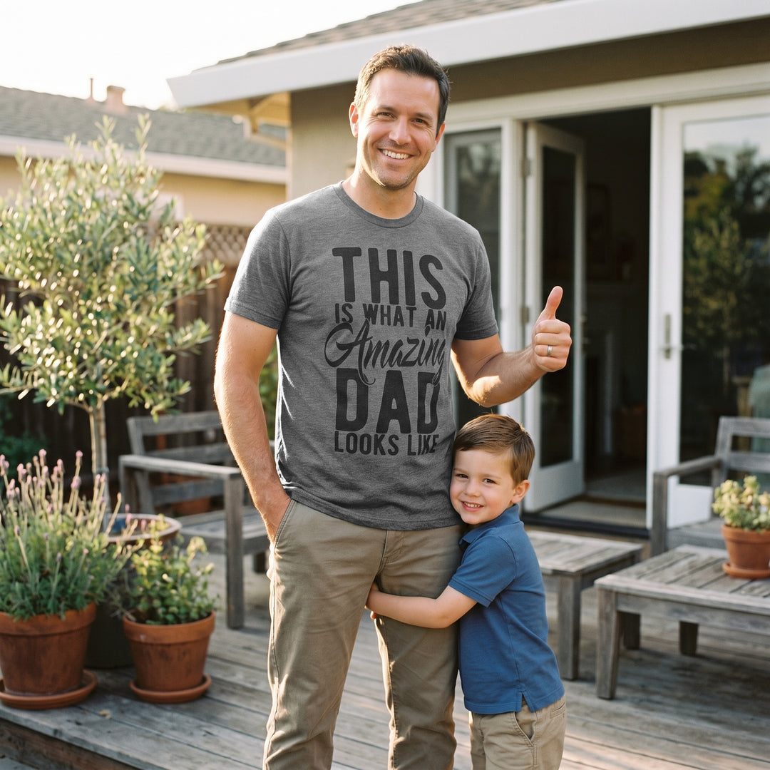 This Is What An Amazing Dad Looks Like Men's T Shirt