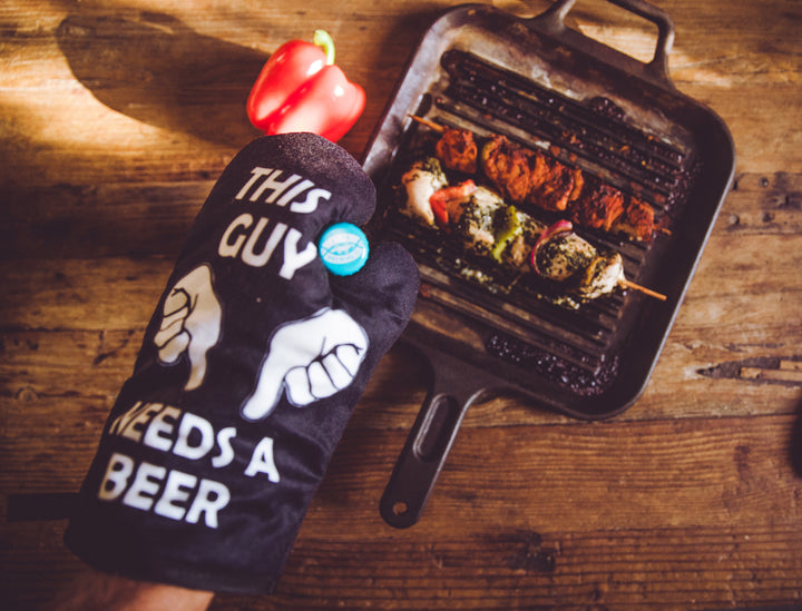 This Guy Needs A Beer Oven Mitt Bakeware